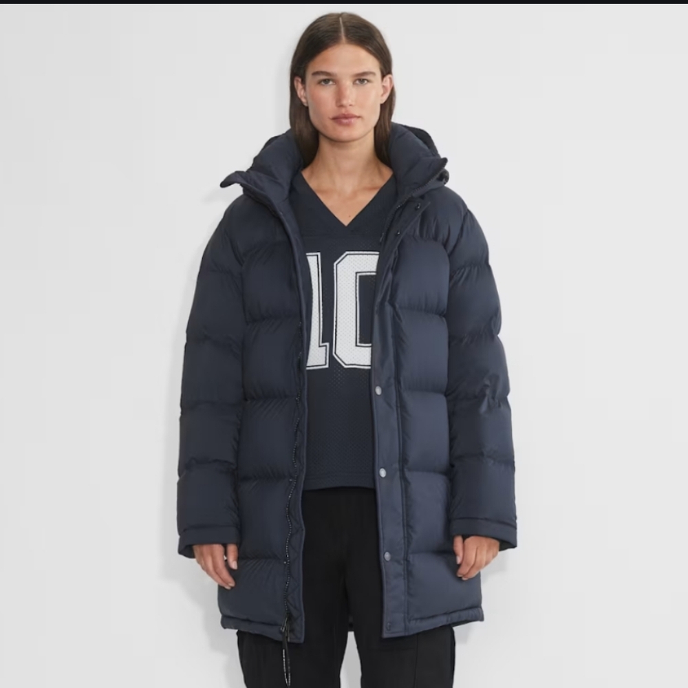 Aritzia The Super Puff Mid Navy / Admiral Puffer Jacket size L